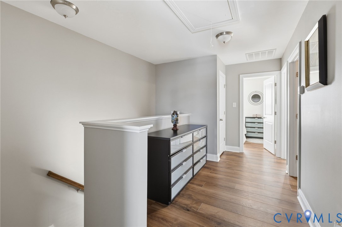 17004 Gossamer Dr