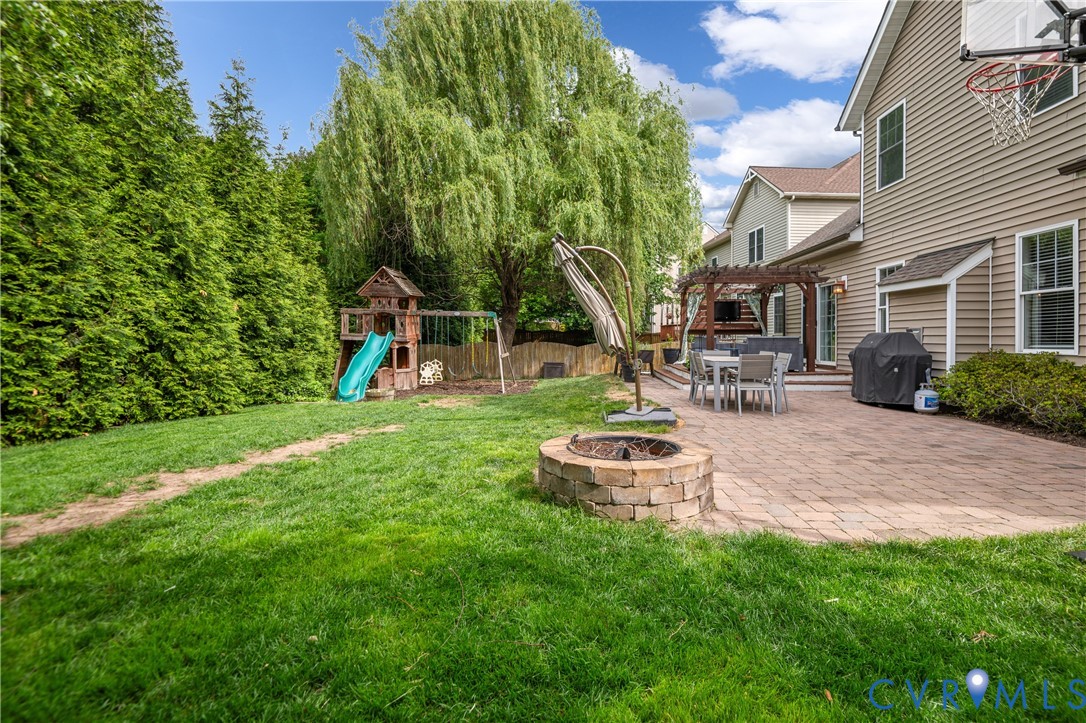 3718 Wivenhall Dr