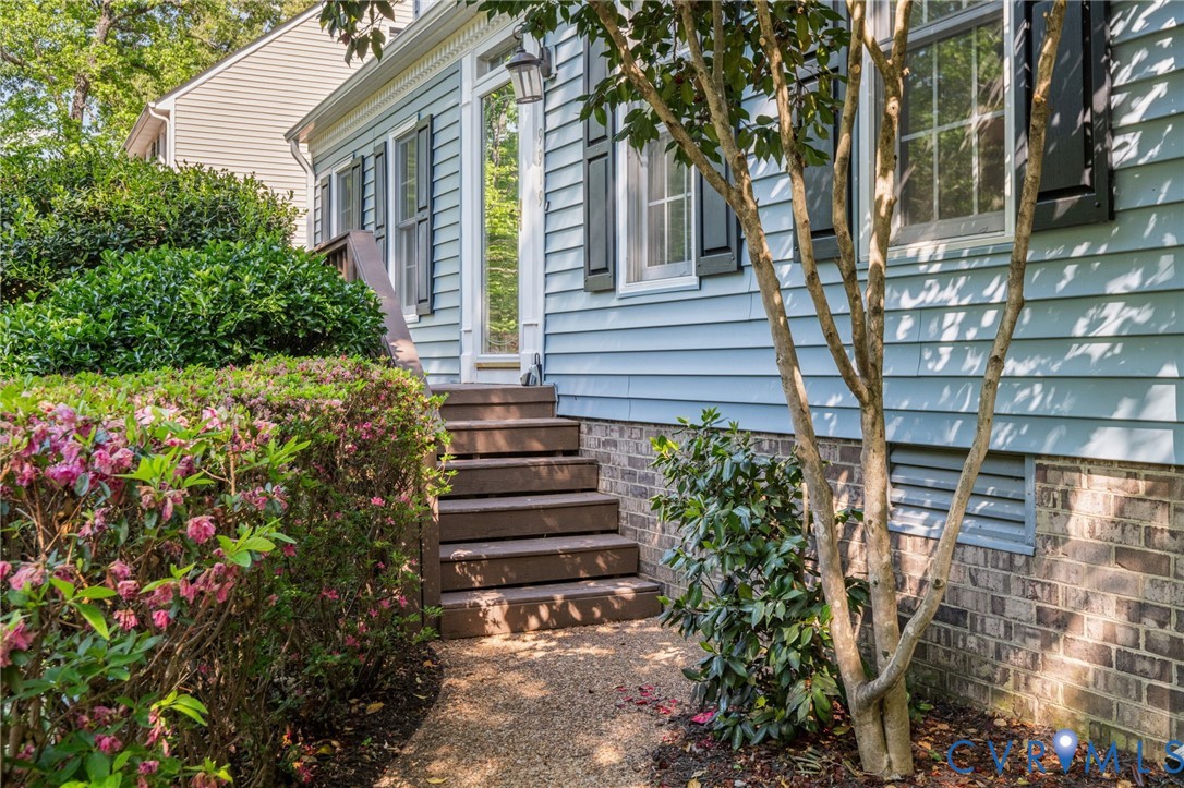 9919 Castle Glen Ter
