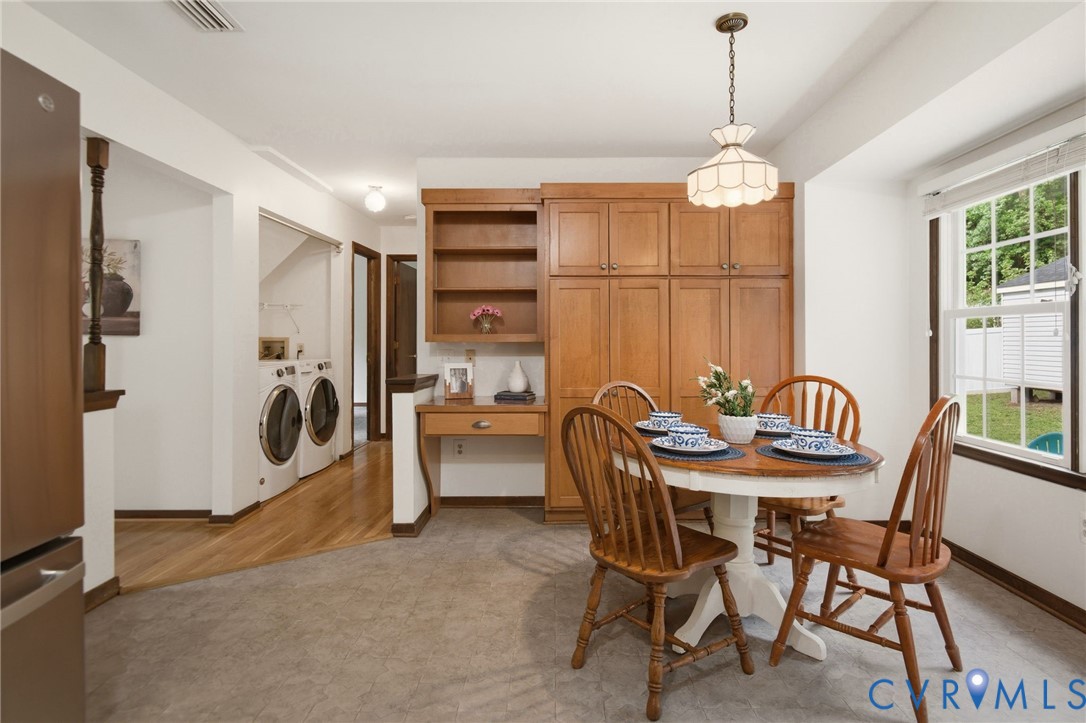 9919 Castle Glen Ter