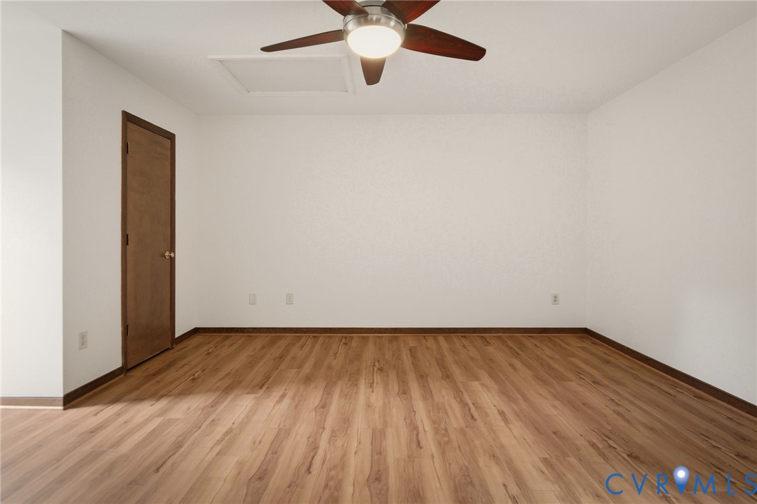 9919 Castle Glen Ter