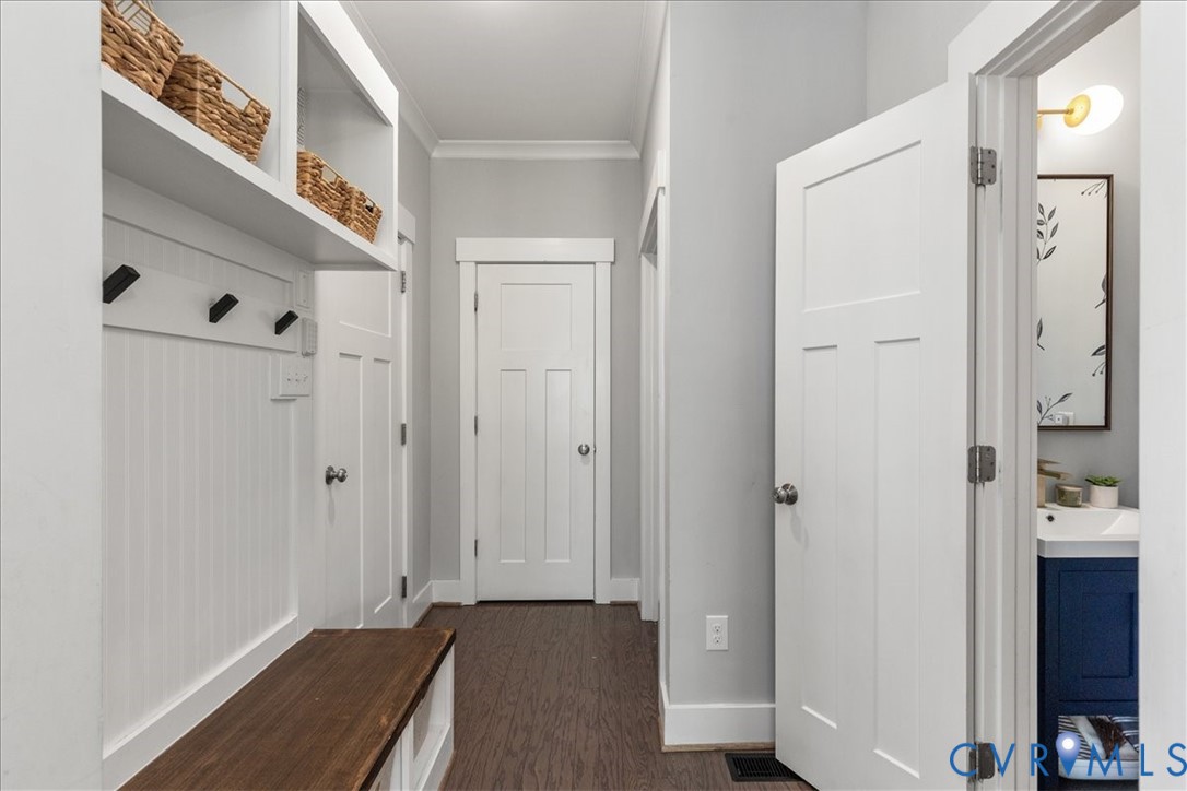 17618 Stafford Park Pt