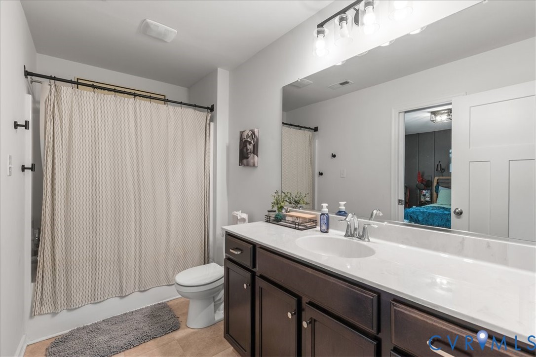 17618 Stafford Park Pt