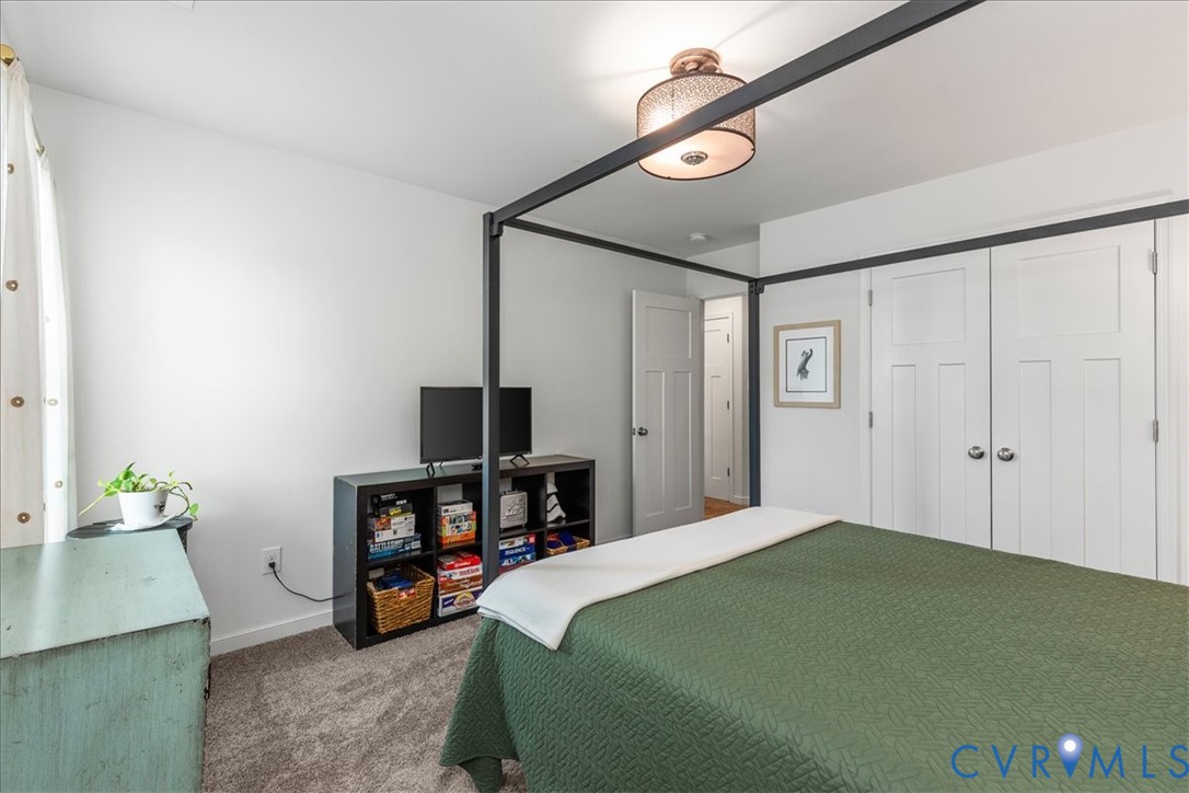 17618 Stafford Park Pt