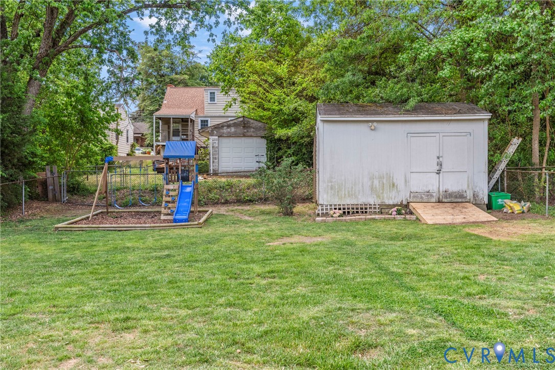2607 Dellrose Ave