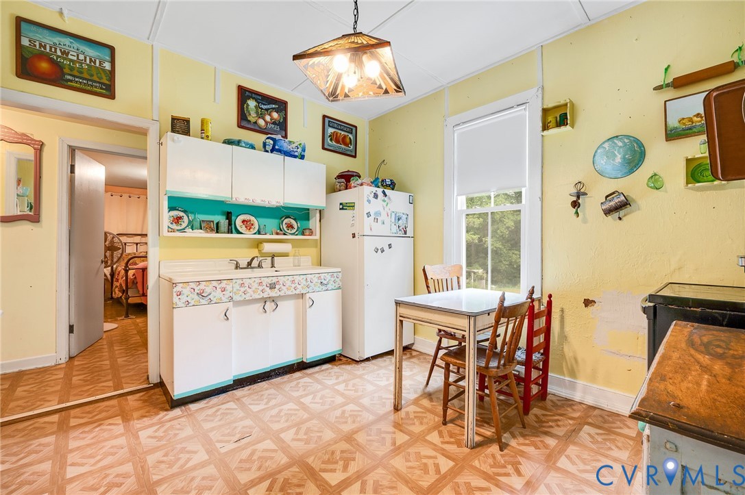 3060 Kingsland Rd