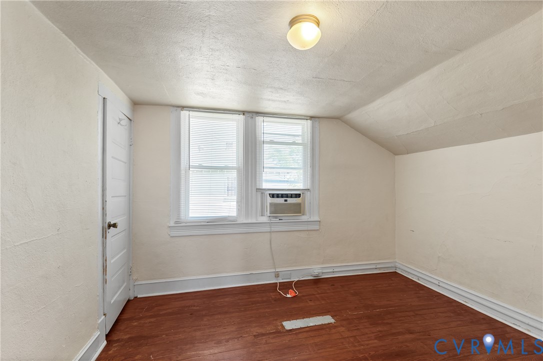 230 Lafayette Ave