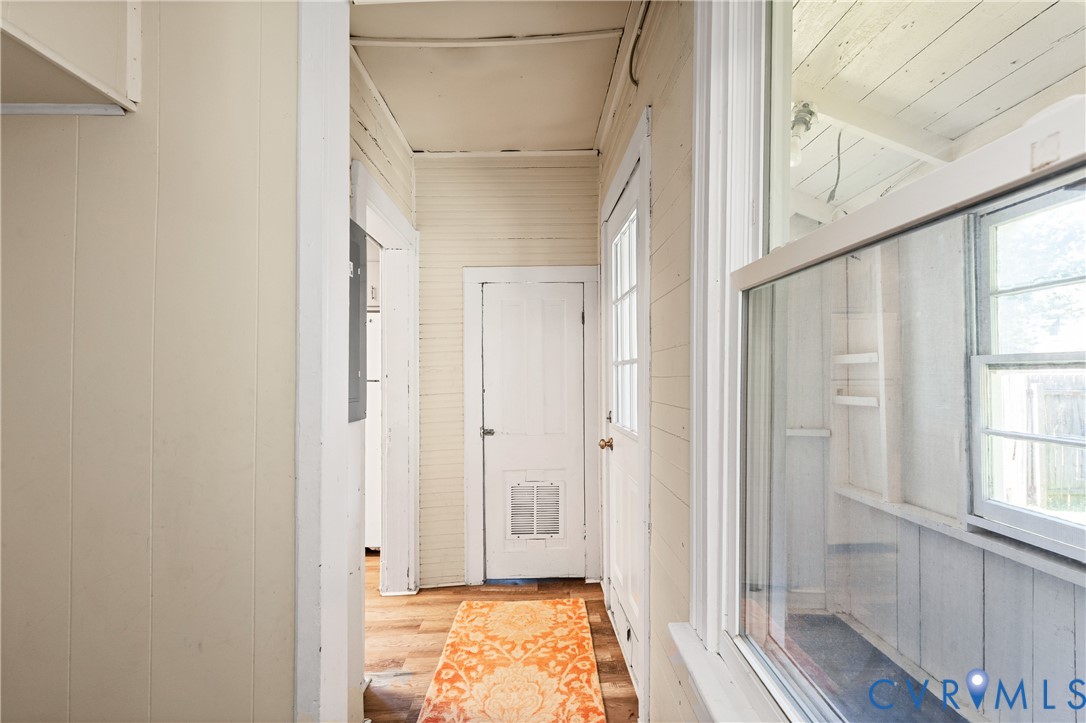 230 Lafayette Ave
