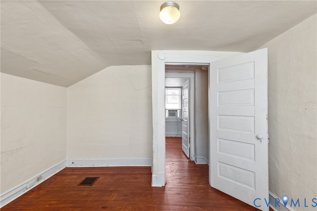 230 Lafayette Ave
