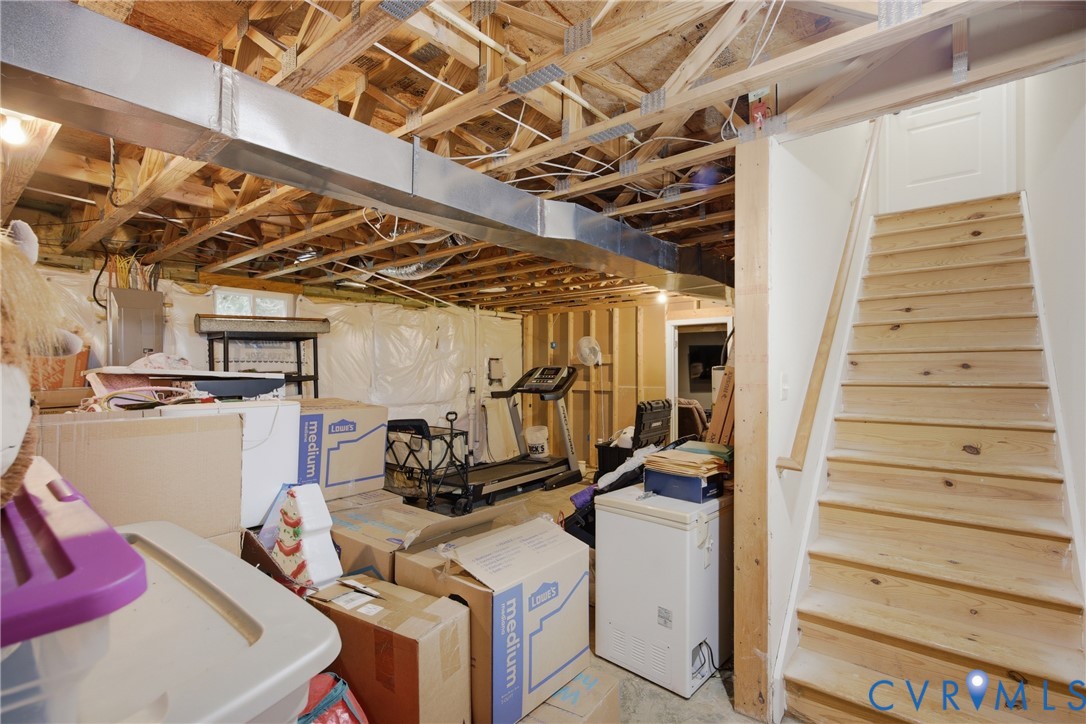 166 Maury Ave