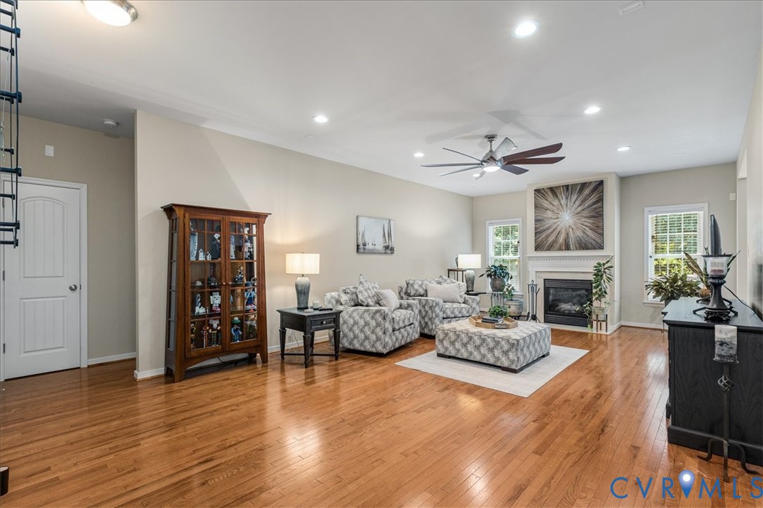 2406 Graeme Hall Cir