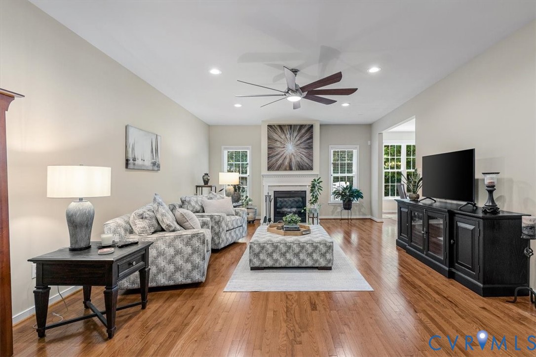 2406 Graeme Hall Cir