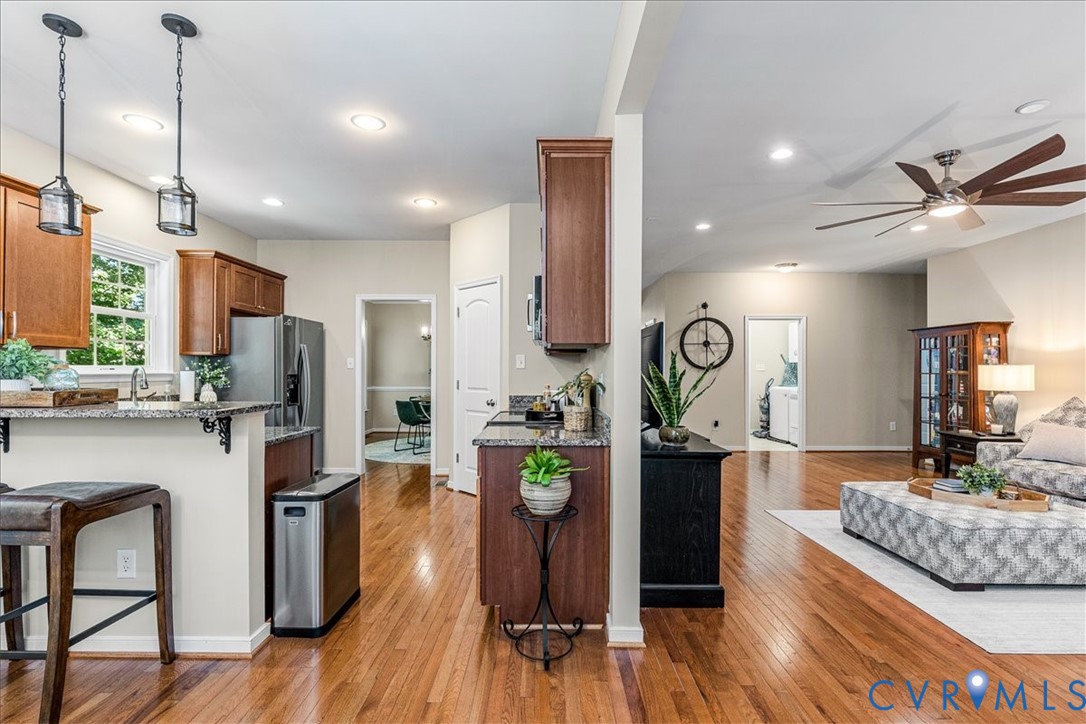 2406 Graeme Hall Cir