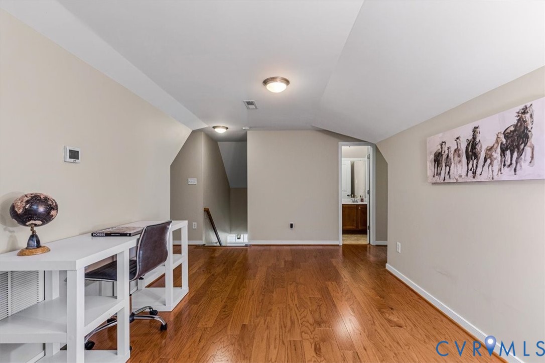 2406 Graeme Hall Cir