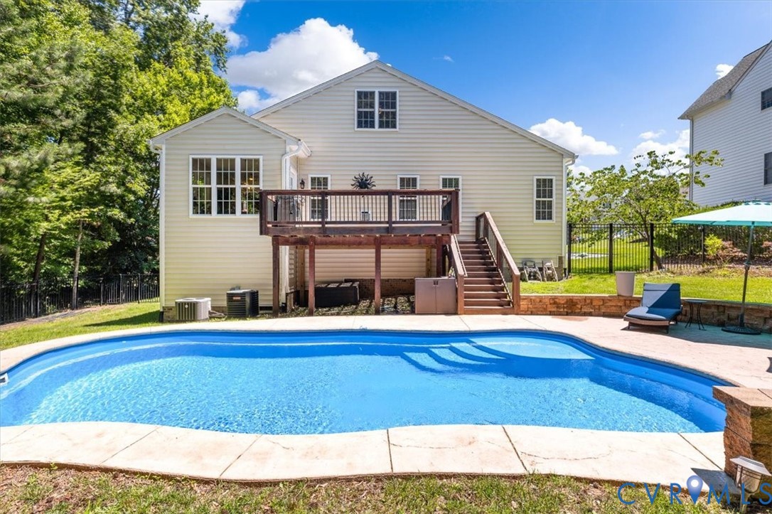 2406 Graeme Hall Cir