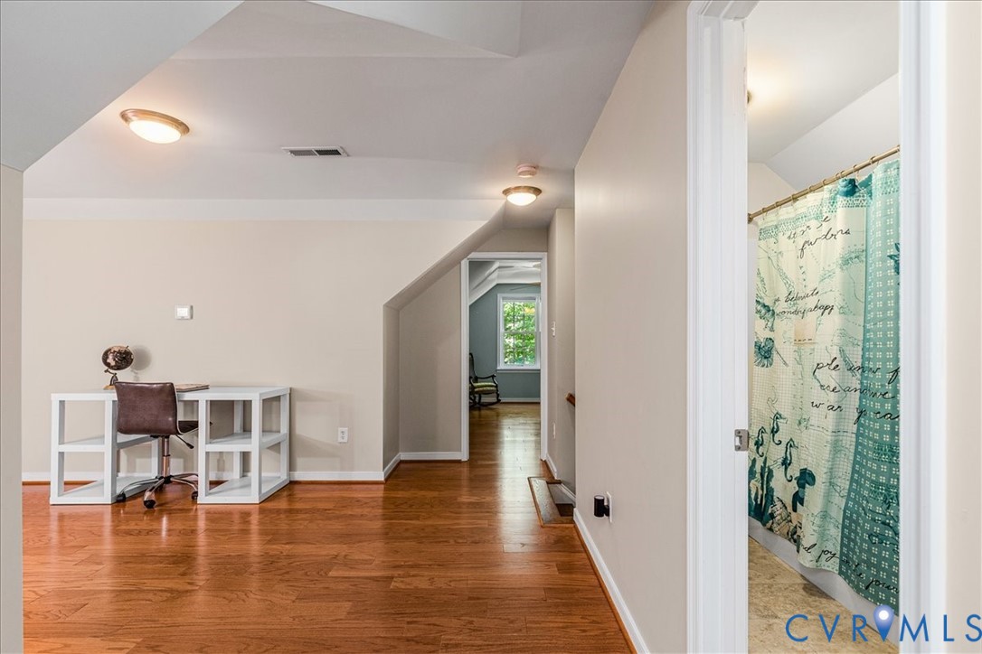 2406 Graeme Hall Cir