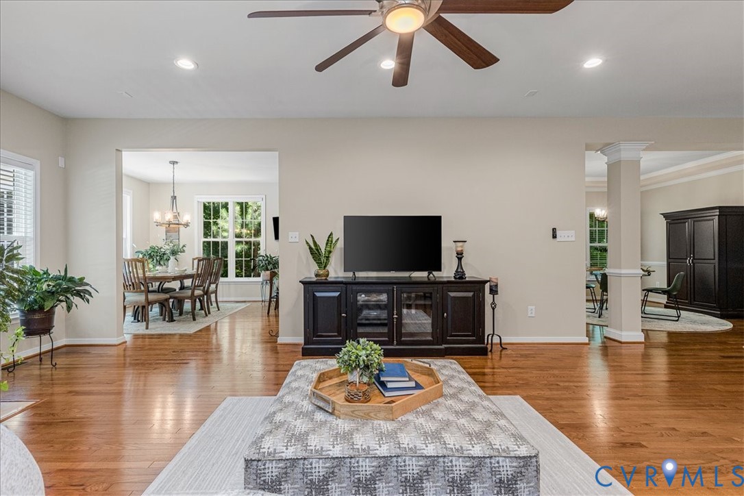 2406 Graeme Hall Cir