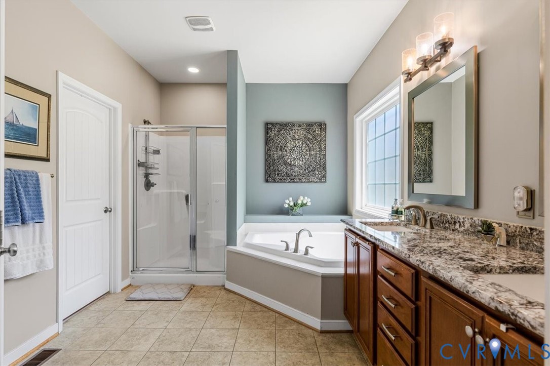 2406 Graeme Hall Cir