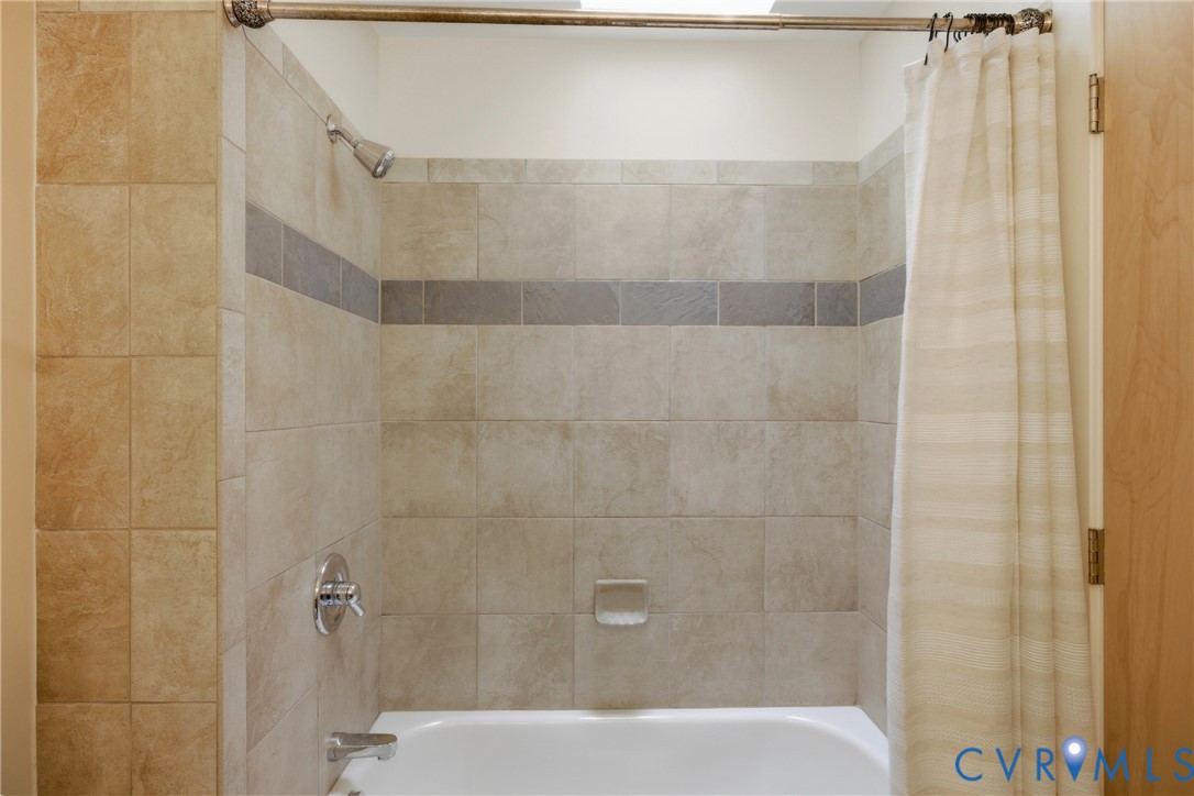 110 W Marshall St Unit#U43