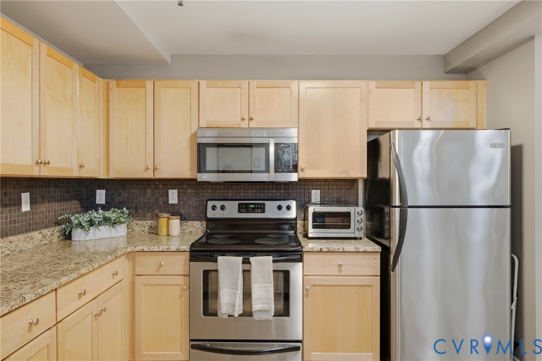 110 W Marshall St Unit#U43