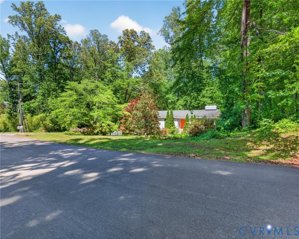 2845 Bicknell Rd