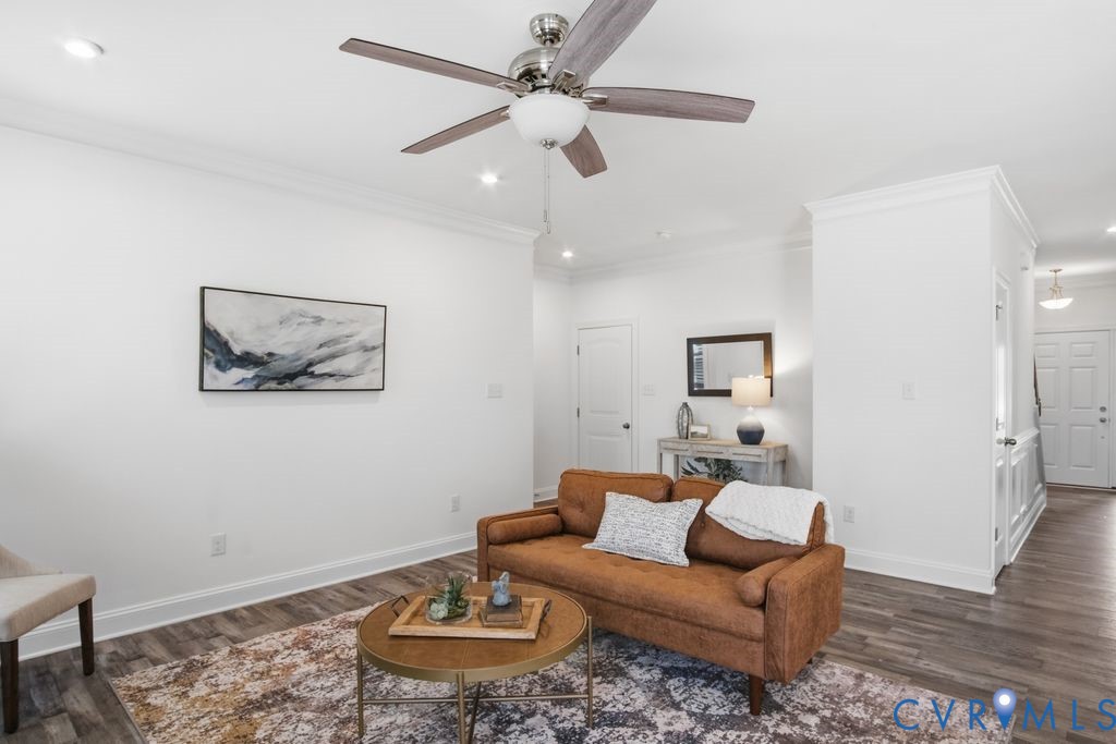 15301 Spiral Pl