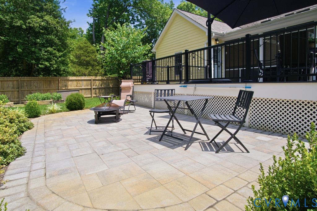 3079 St Mary's Way