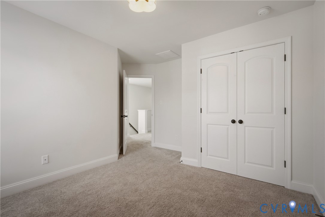 6836 Leire Ln