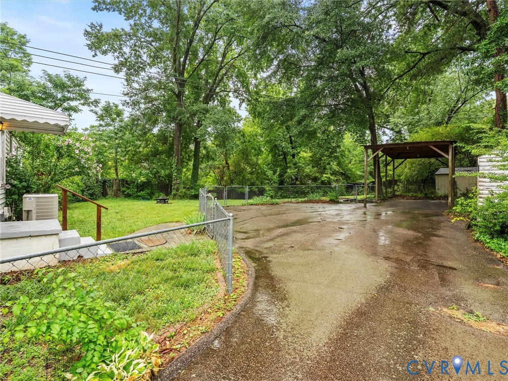 7105 Medford Ave