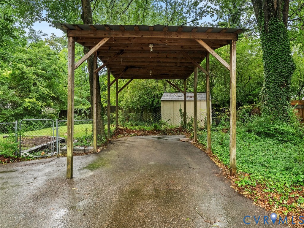 7105 Medford Ave