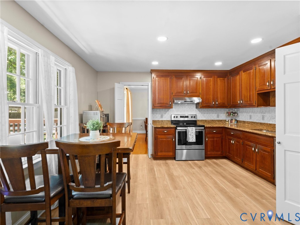 330 Saybrook Dr