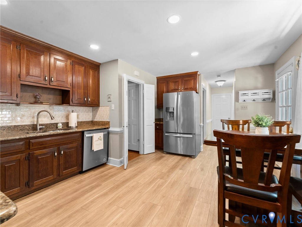 330 Saybrook Dr