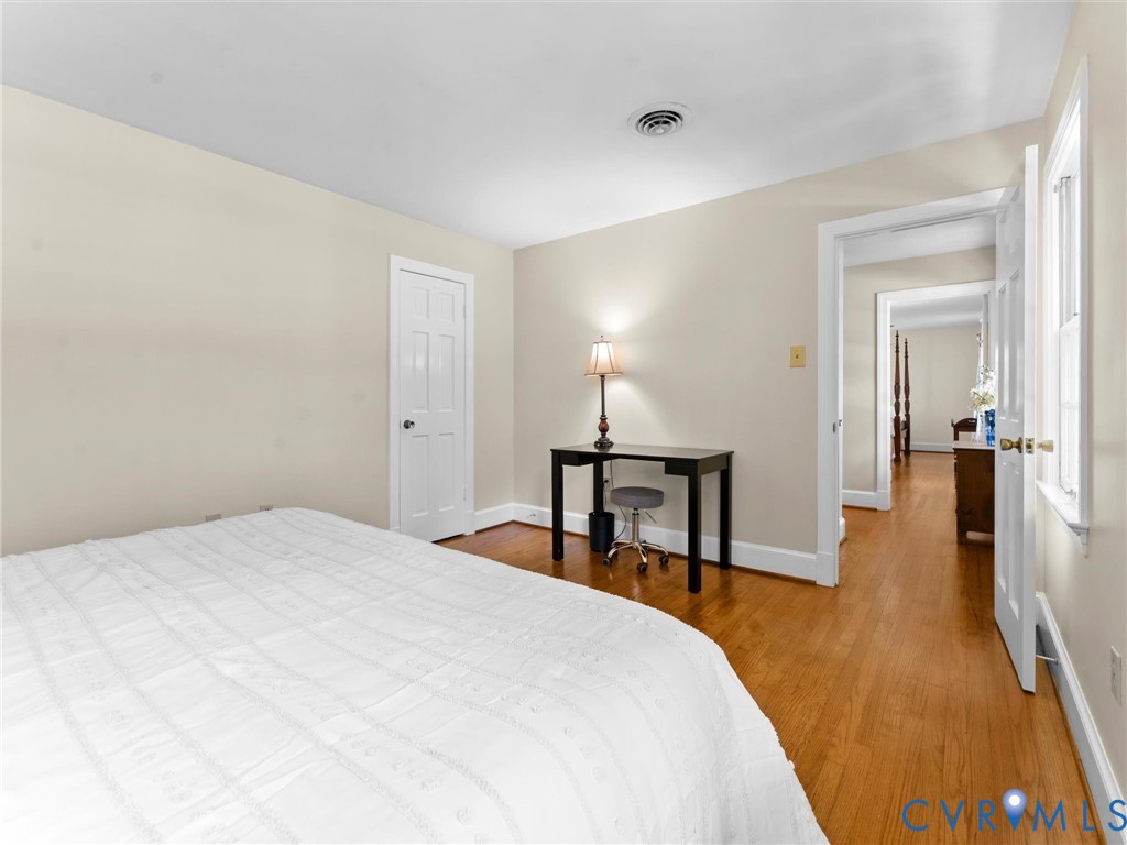 330 Saybrook Dr