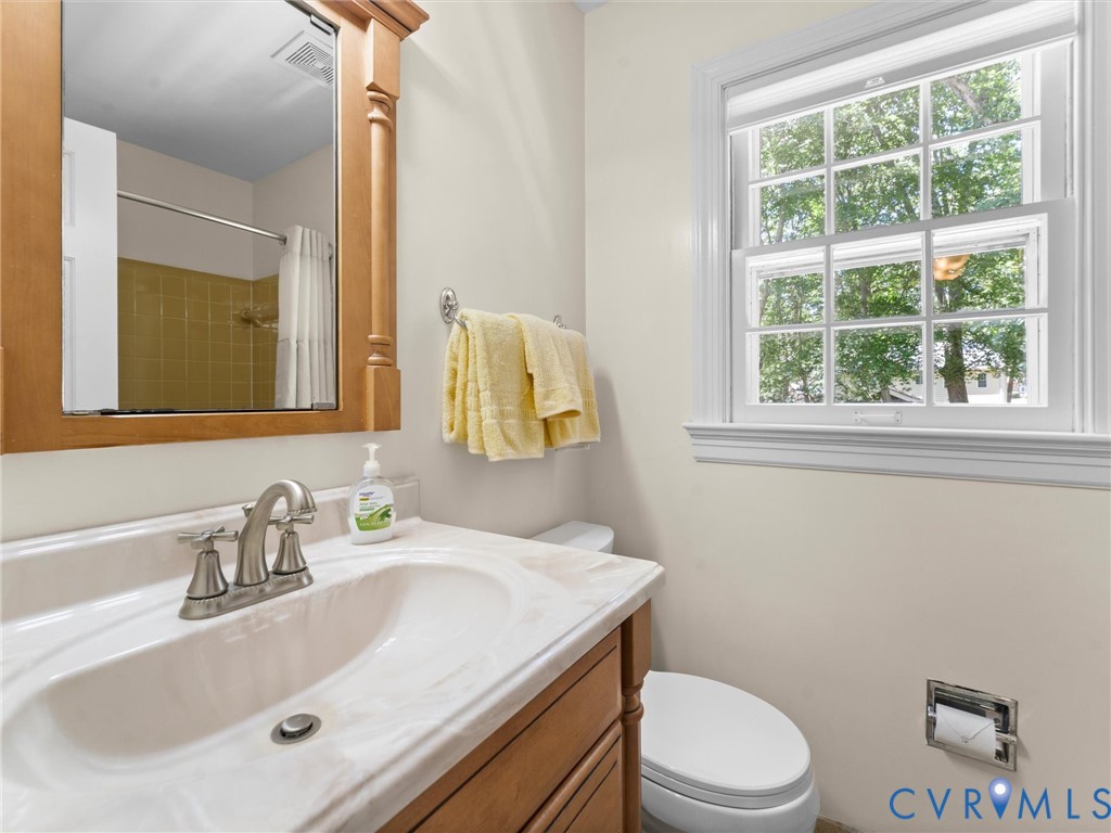 330 Saybrook Dr