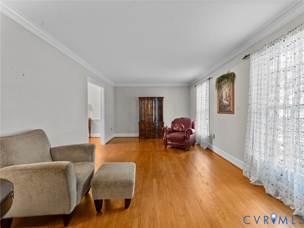 330 Saybrook Dr
