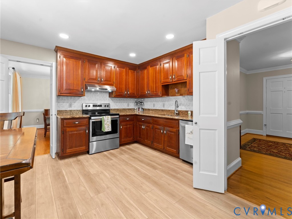 330 Saybrook Dr