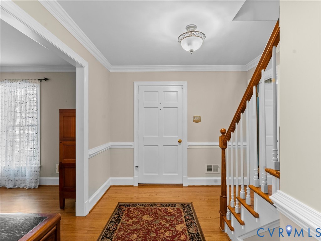 330 Saybrook Dr