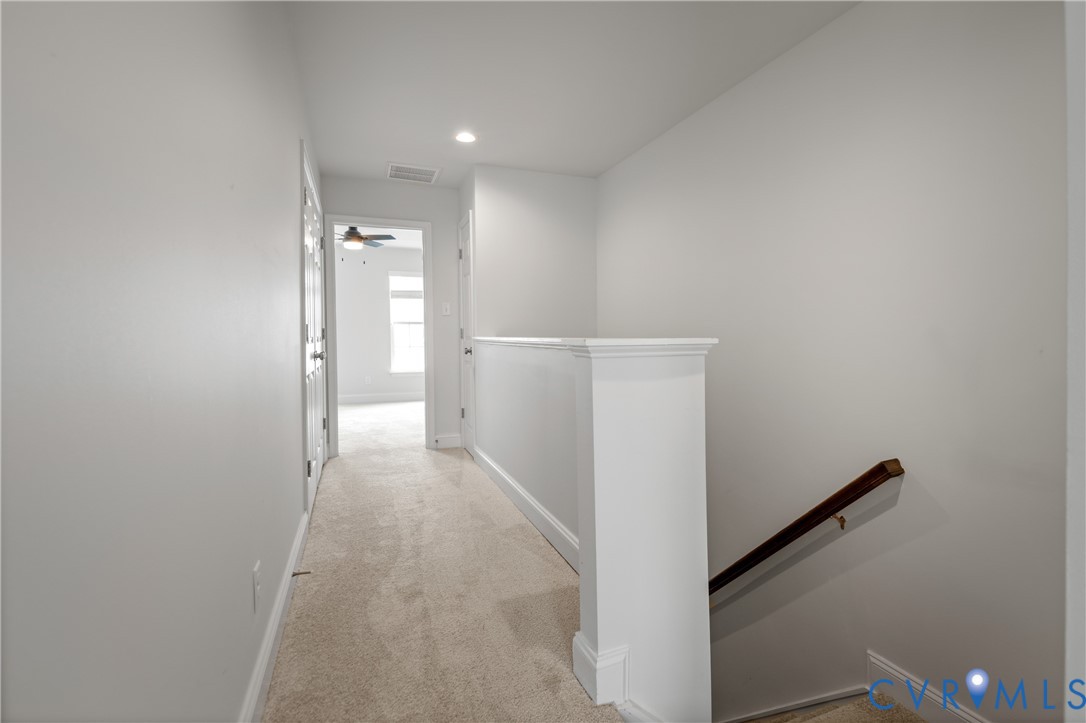 15212 Dunton Ave