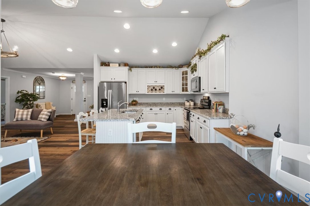 3109 Barnack Rd
