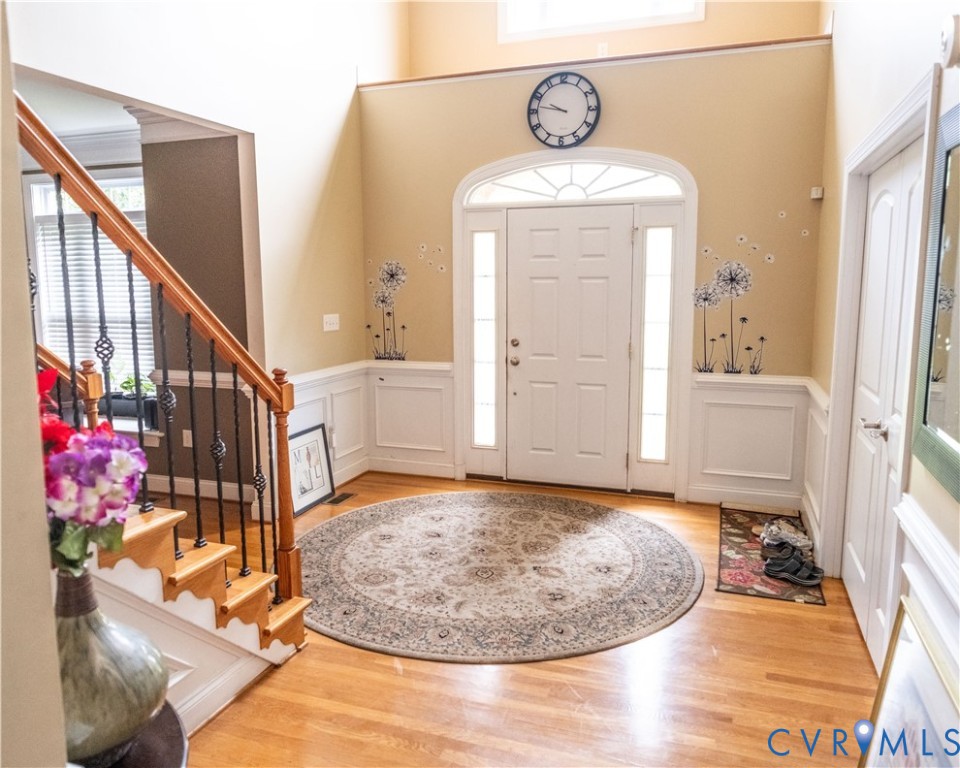 7425 Rosemead Ln