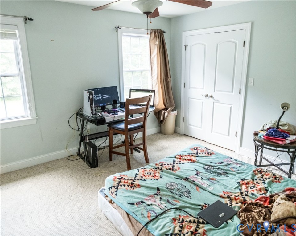 7425 Rosemead Ln