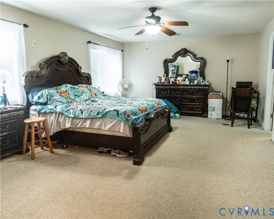 7425 Rosemead Ln