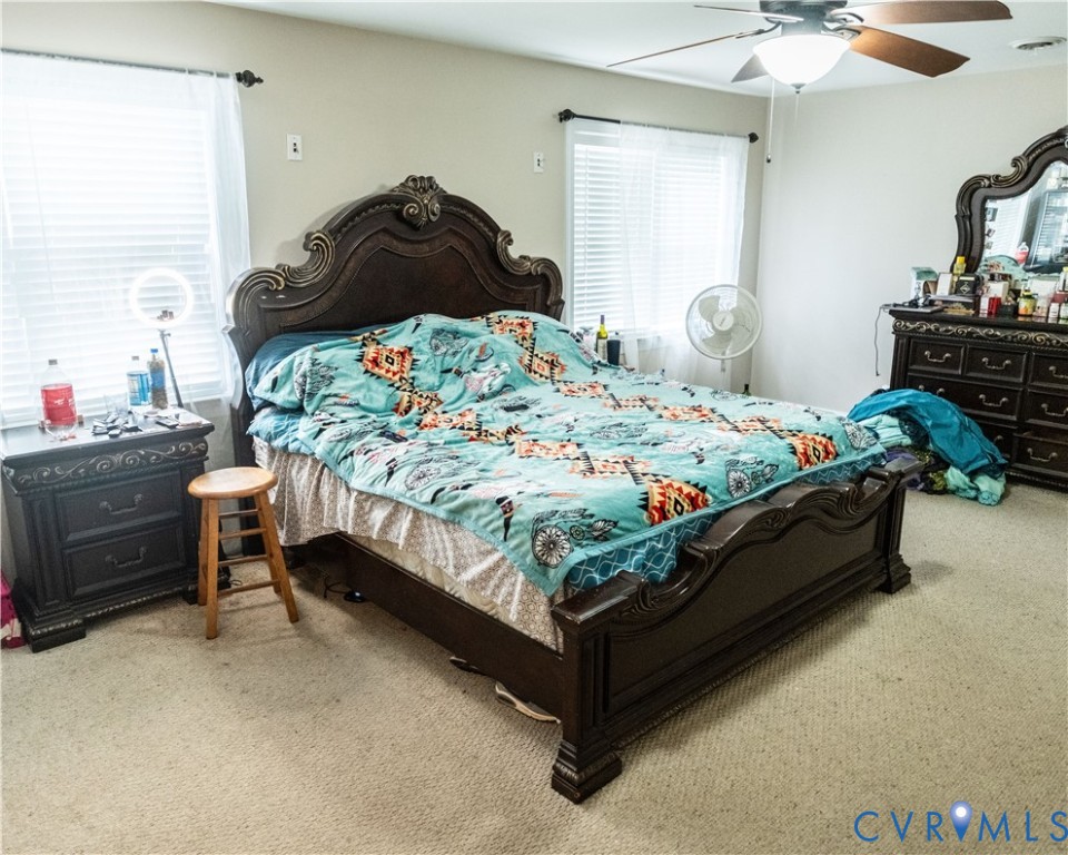 7425 Rosemead Ln