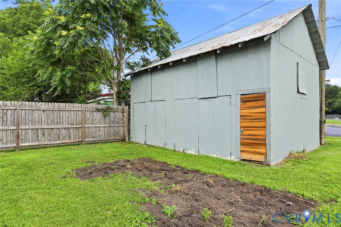 503 N 3rd Ave