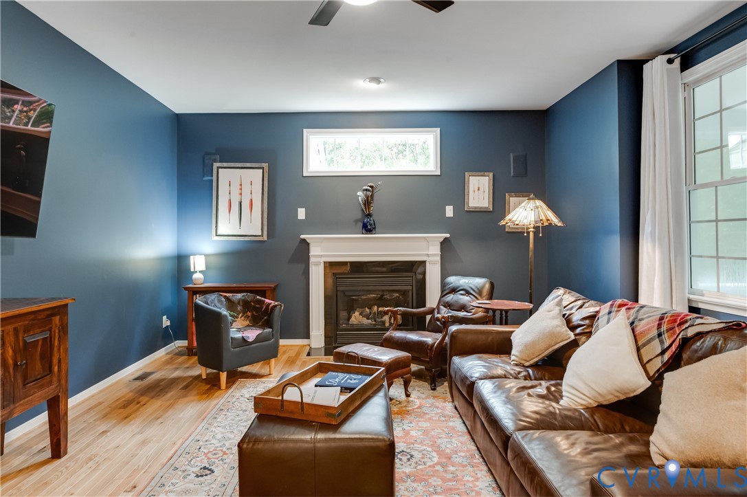 4415 Lake Summer Ct