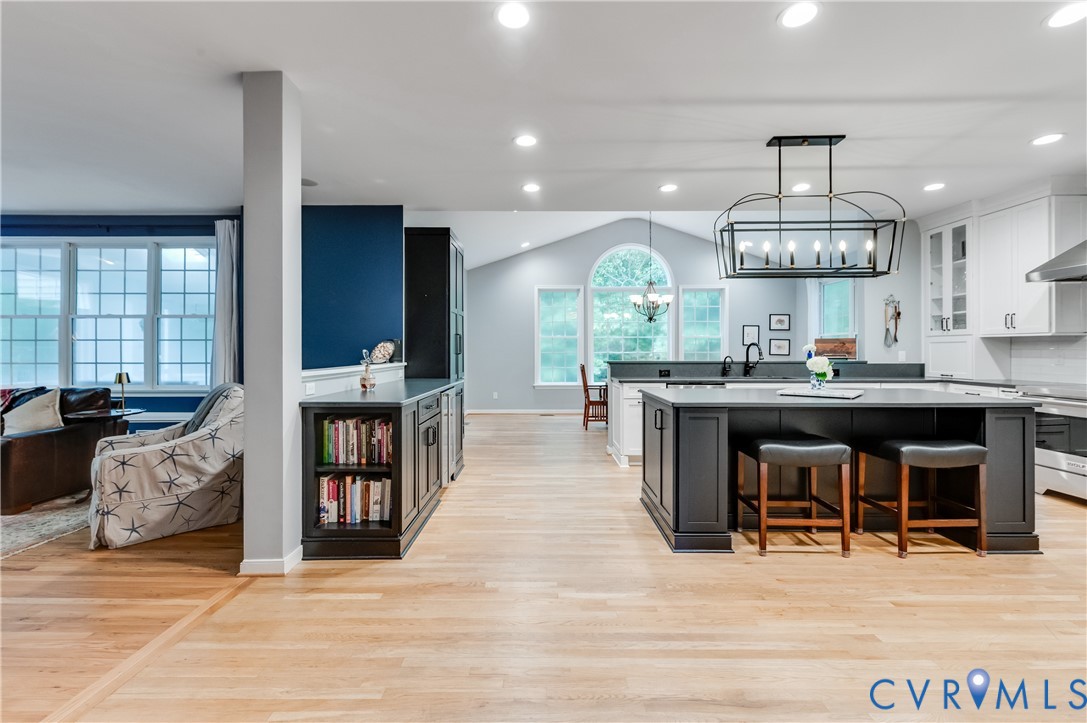 4415 Lake Summer Ct