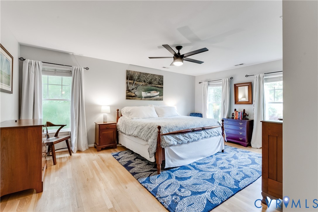 4415 Lake Summer Ct