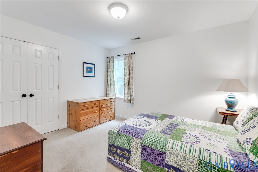 4415 Lake Summer Ct