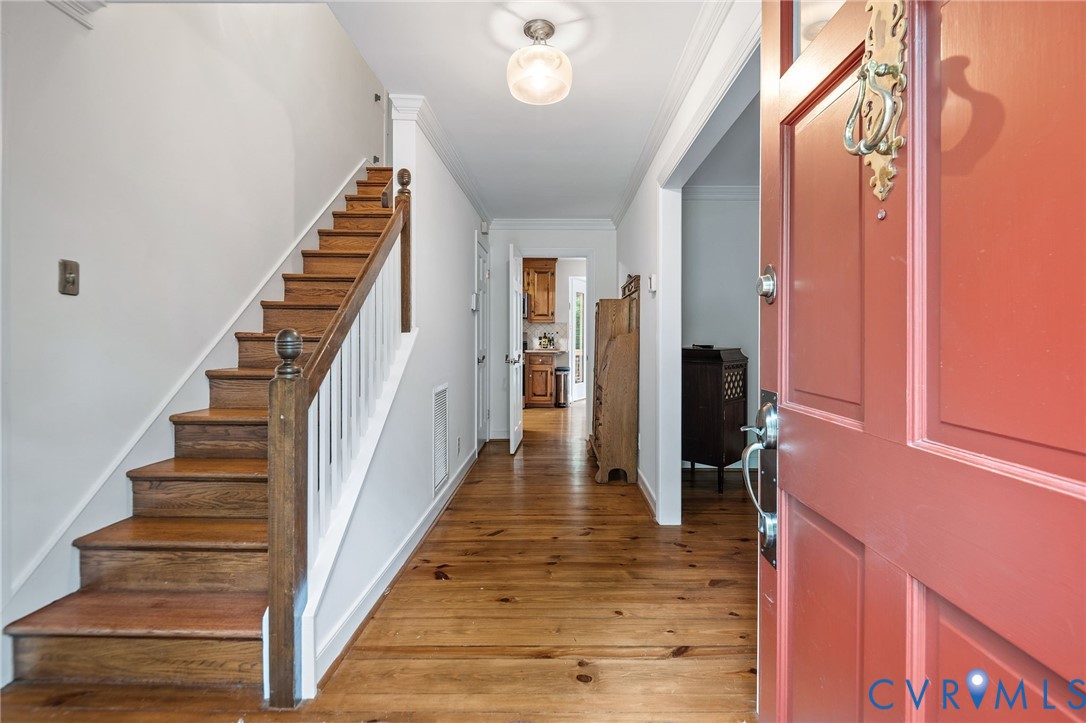 4428 Old Fox Trl
