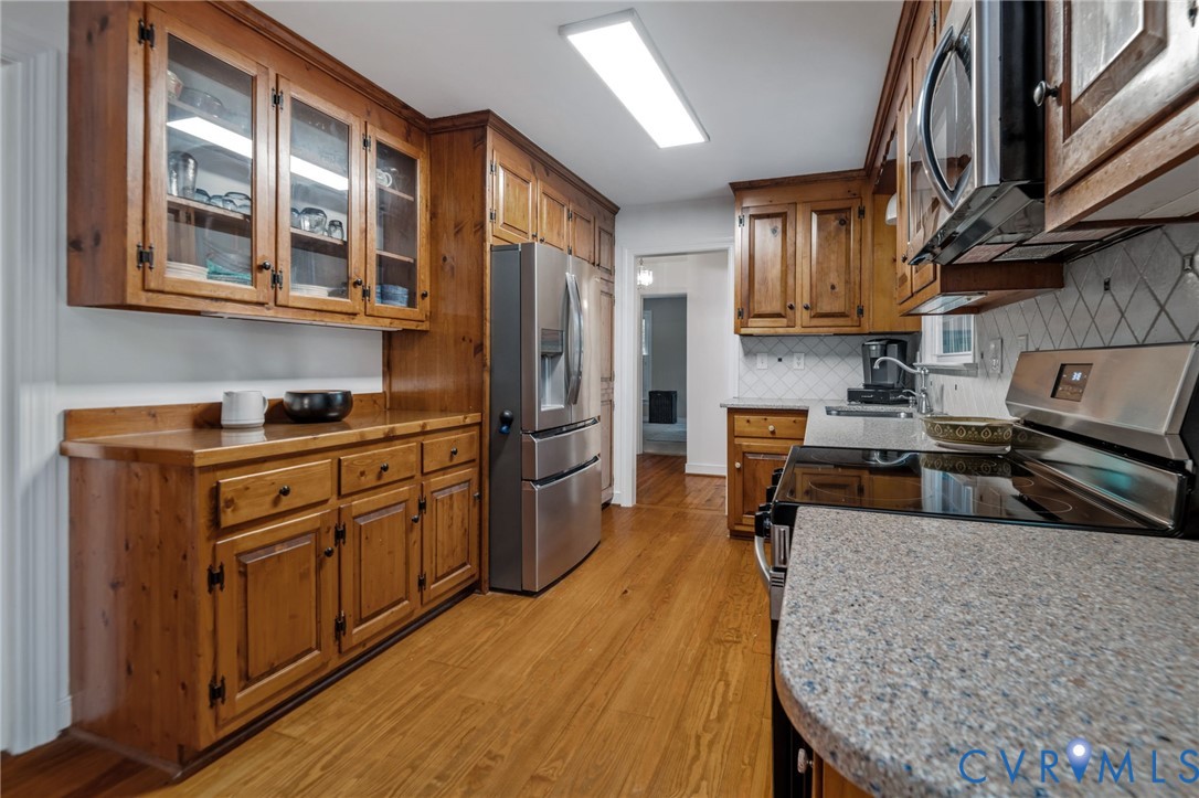 4428 Old Fox Trl